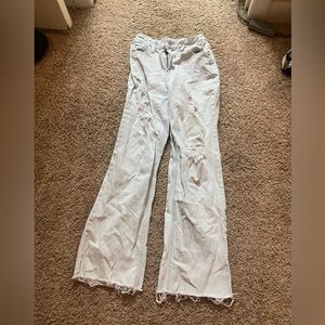 Extreme light wash Distressed Jeans